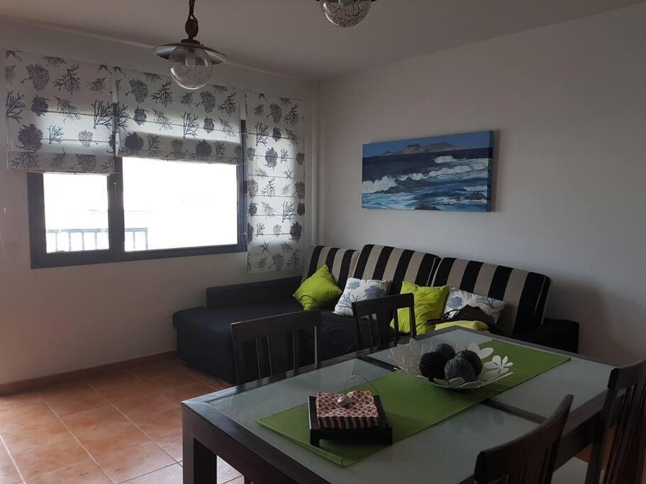 Apartamento El Coral Famara Ngoại thất bức ảnh